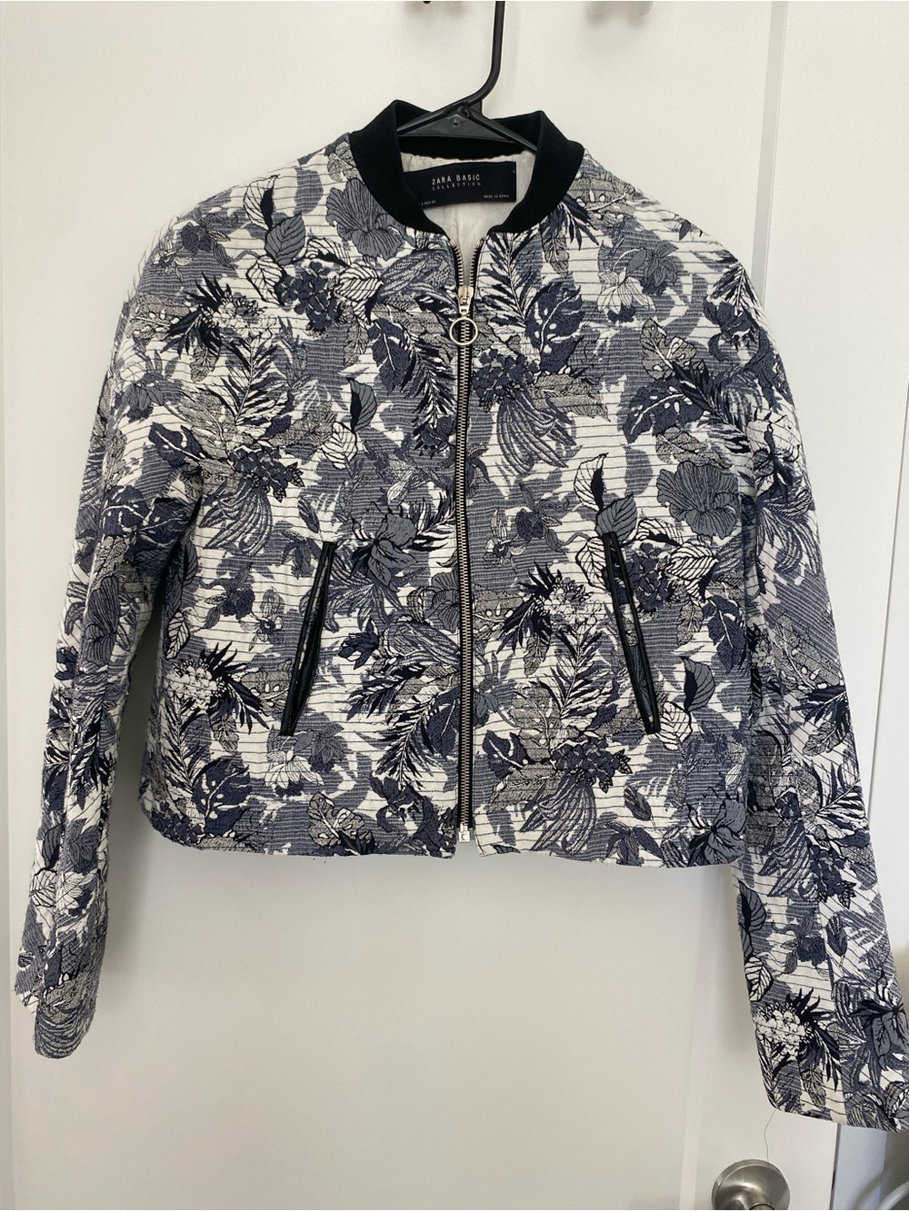 Floral Quilted Cropped Jacket - Navy & White